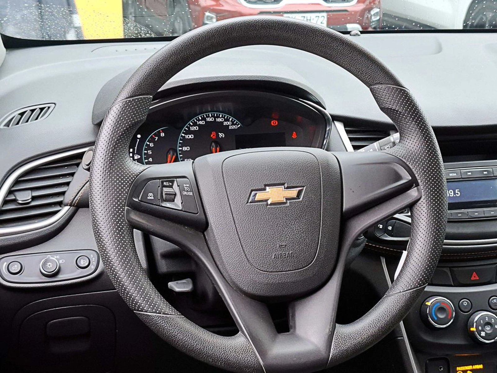 Chevrolet TRACKER MT 2020 - Imagen 12 de 17