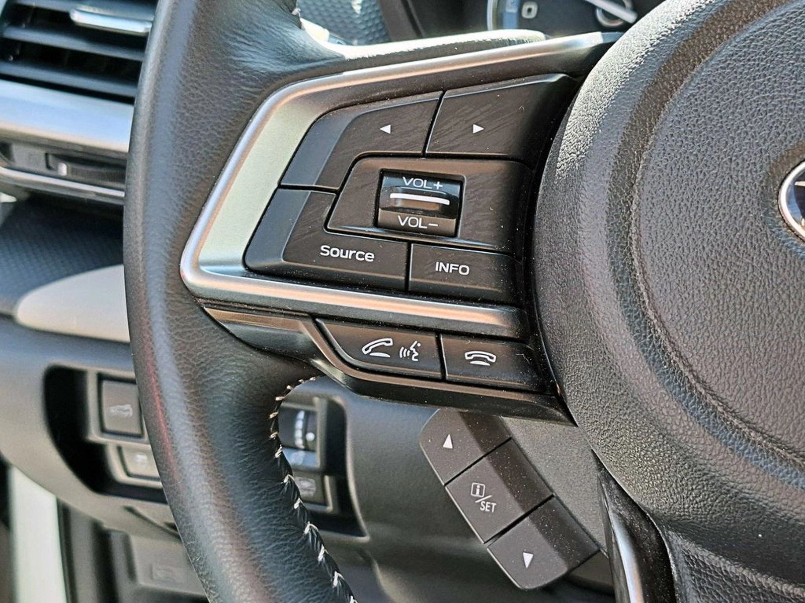 SUBARU FORESTER 2.0 AT 4X4 2025 - Imagen 16 de 20