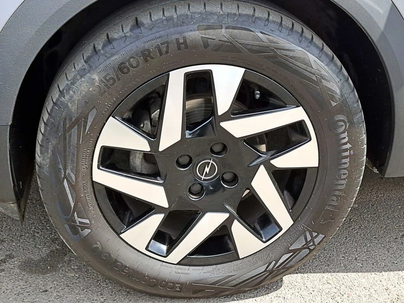 Opel MOKKA 1.2T ELEGANCE 4X2 MT6 5P 2023 - Imagen 4 de 18