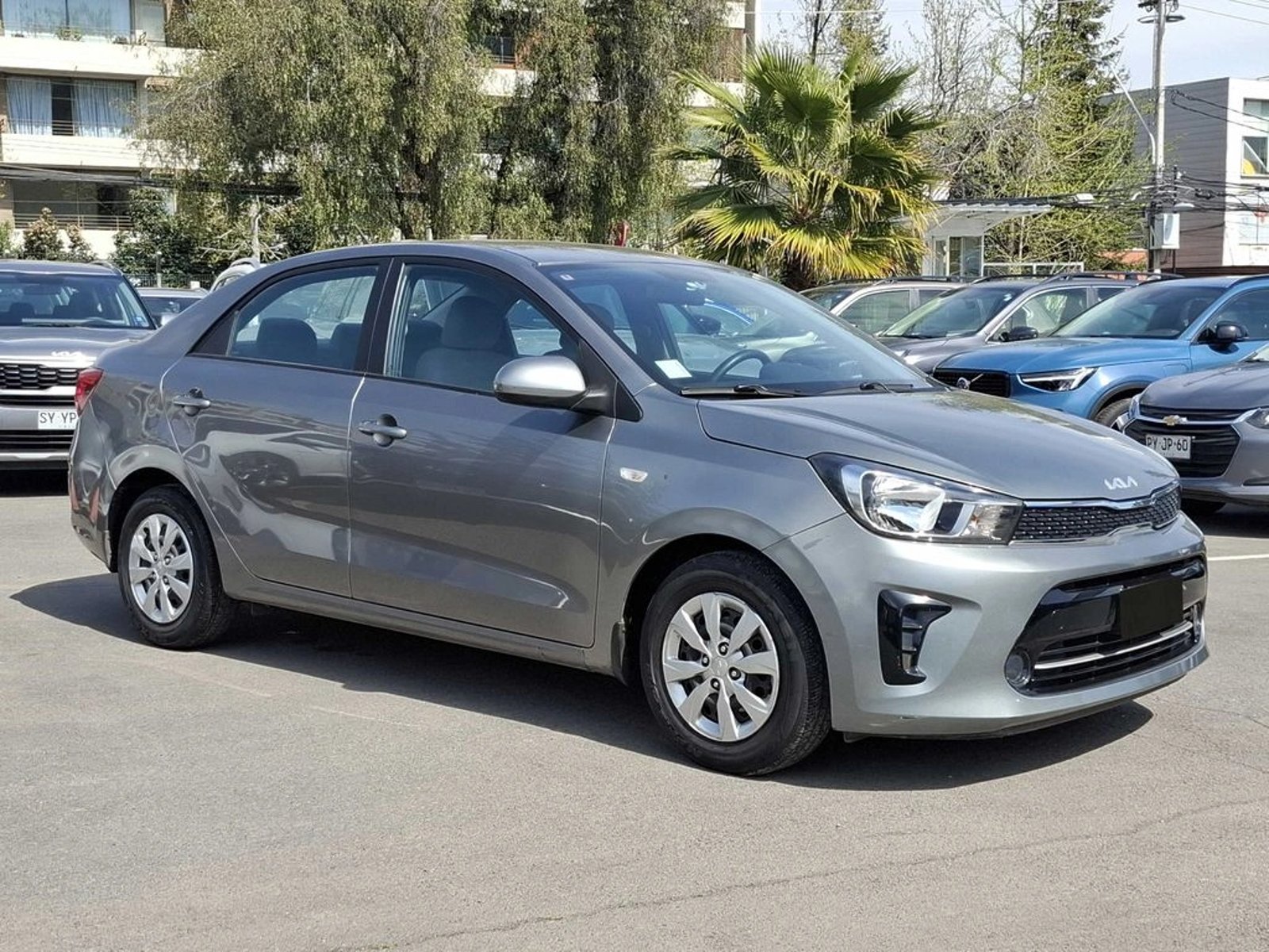 Kia SOLUTO 1.4 2023 - Foto 3 de 18