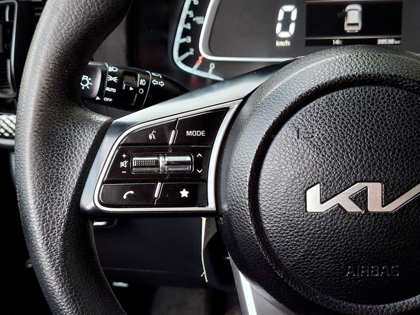 Kia SONET EX 1.5L 6MT FULL 2022 - Imagen 11 de 20