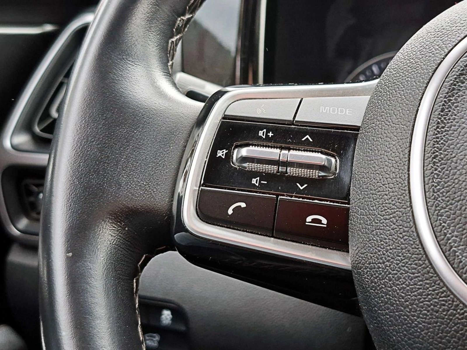 Kia SORENTO 2.5 EX GSL 2WD AT6 5P 2022 - Imagen 14 de 18