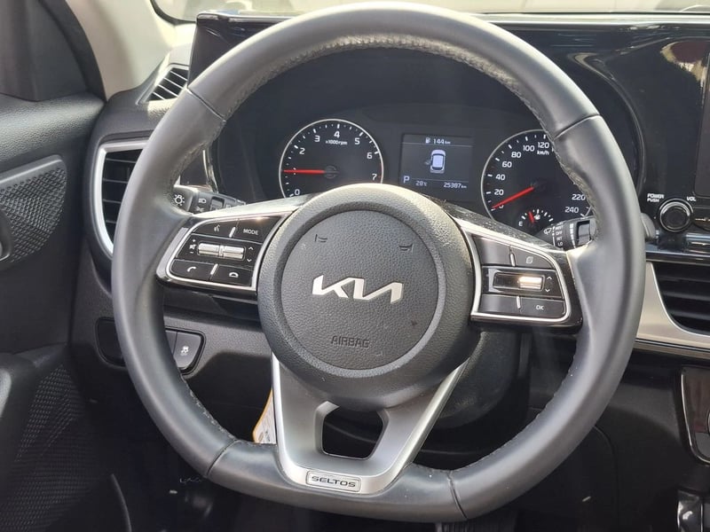 Kia SELTOS 1.6 EX 4X2  5P 2023 - Imagen 12 de 18