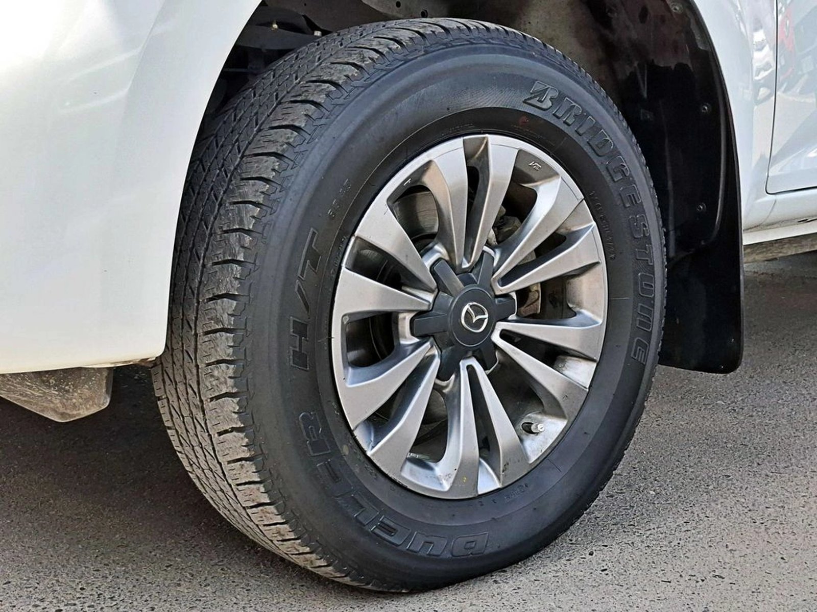 Mazda BT-50 4X4 3.0 AT 2024 - Foto 4 de 18