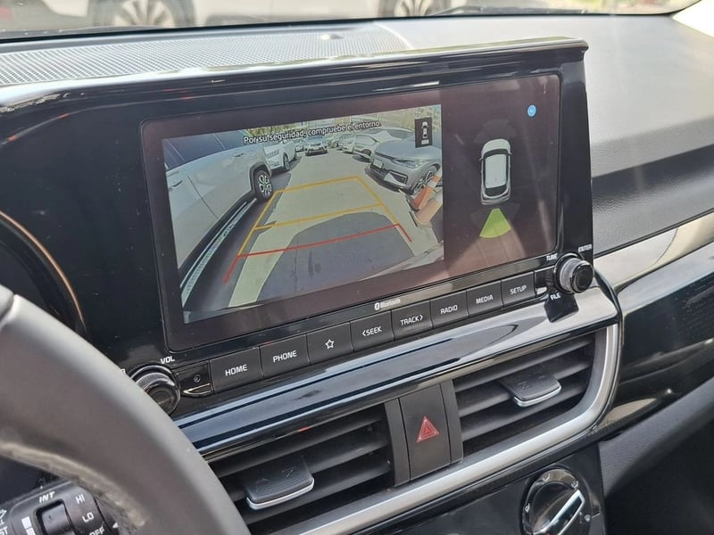 Kia SELTOS 1.6 EX 4X2  5P 2023 - Imagen 16 de 18