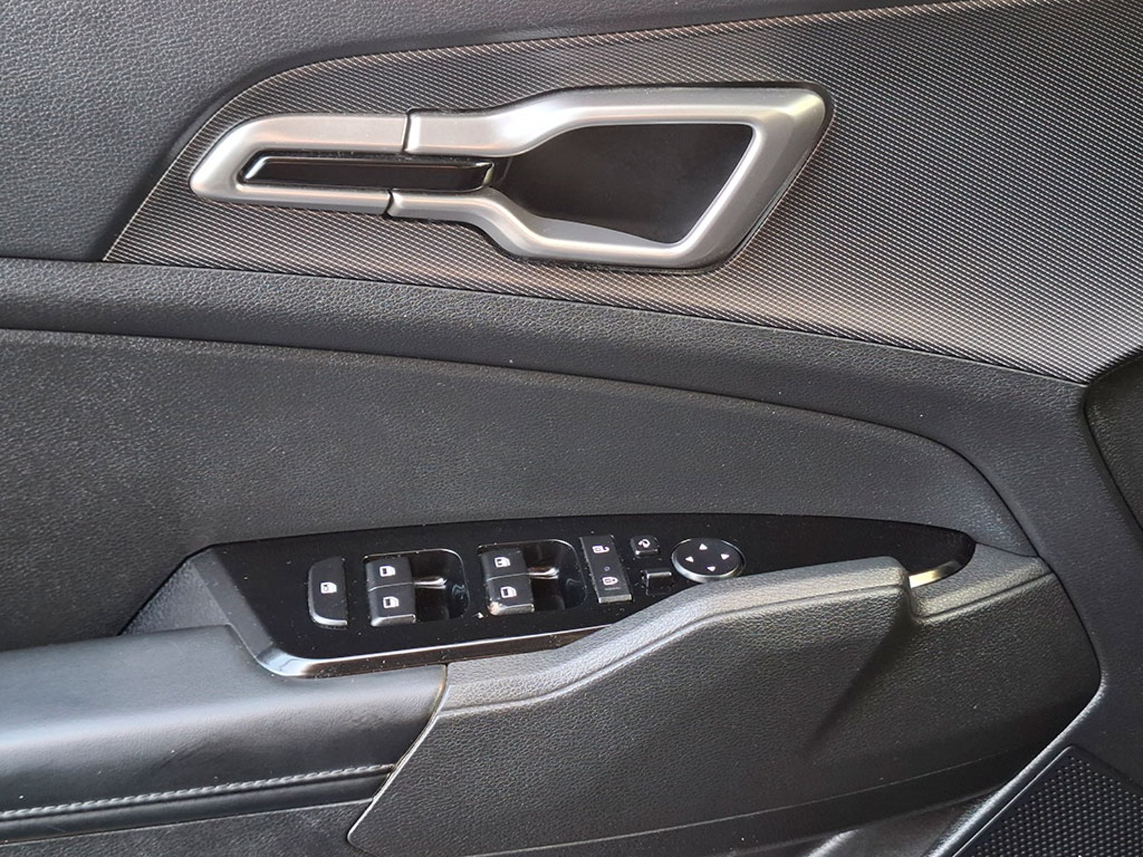 KIA SPORTAGE 2.0 EX 6MT 2023 - Imagen 19 de 20