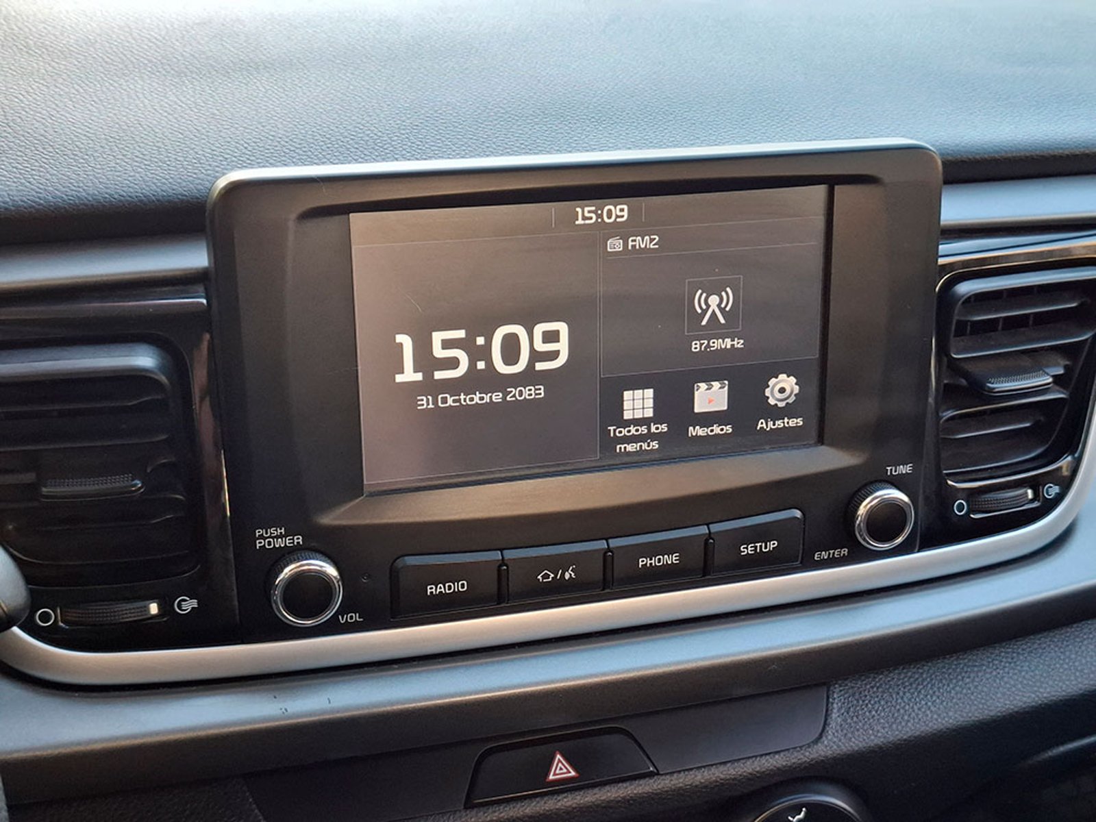 KIA RIO 4 1.4 EX AT 2019 - Imagen 14 de 20