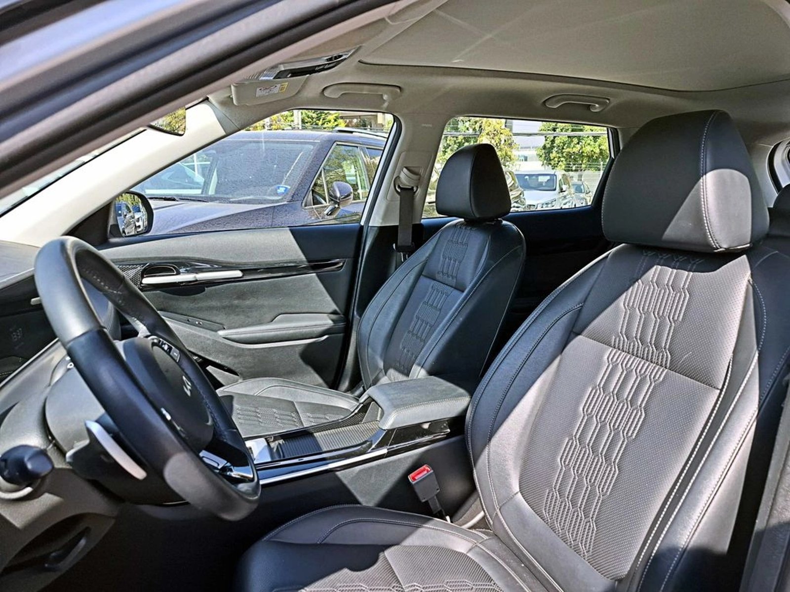 KIA SELTOS 1.4T AT 5P 2025 - Imagen 10 de 17