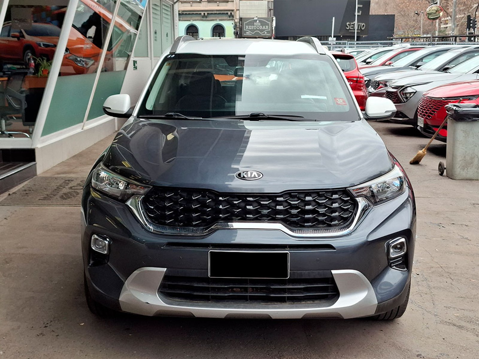 Kia SONET EX 1.5L 6MT FULL 2022 - Foto 2 de 20