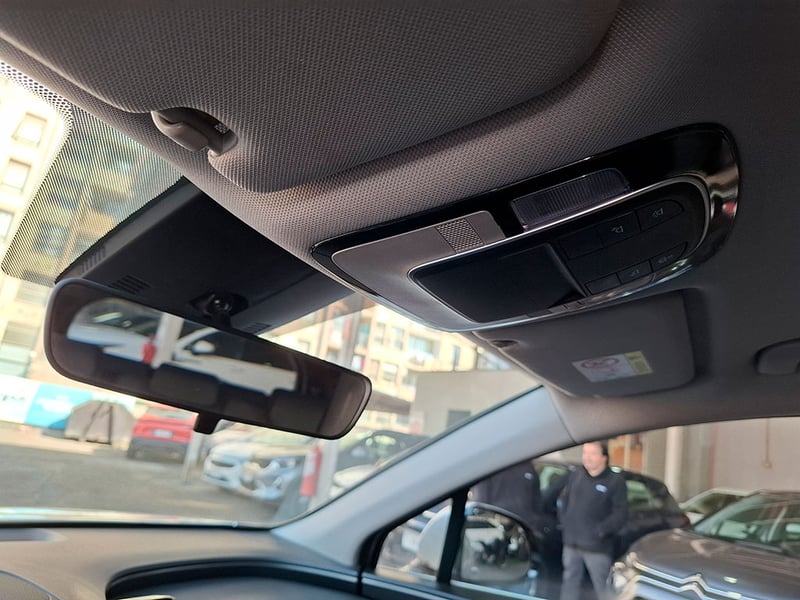 Hyundai SANTA FE 2.2 PLUS FL AT CRDI 2024 - Imagen 18 de 20