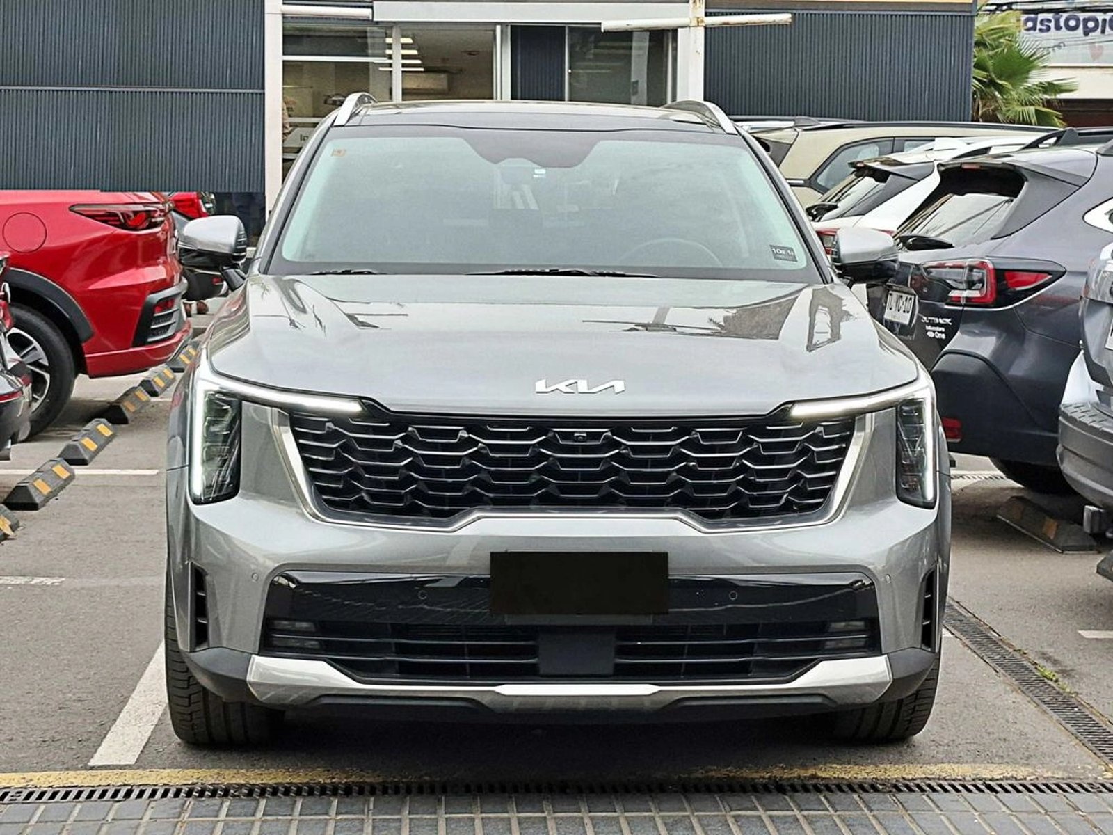 Kia SORENTO 4WD 3.5 AT 2026 - Foto 2 de 18