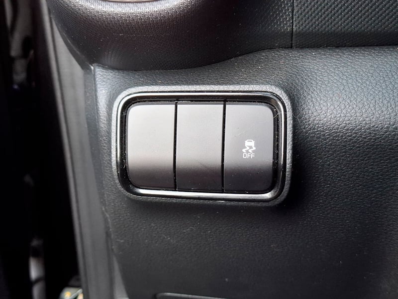 Kia SONET EX 1.5L 6MT ACC PLUS 2023 - Imagen 20 de 20