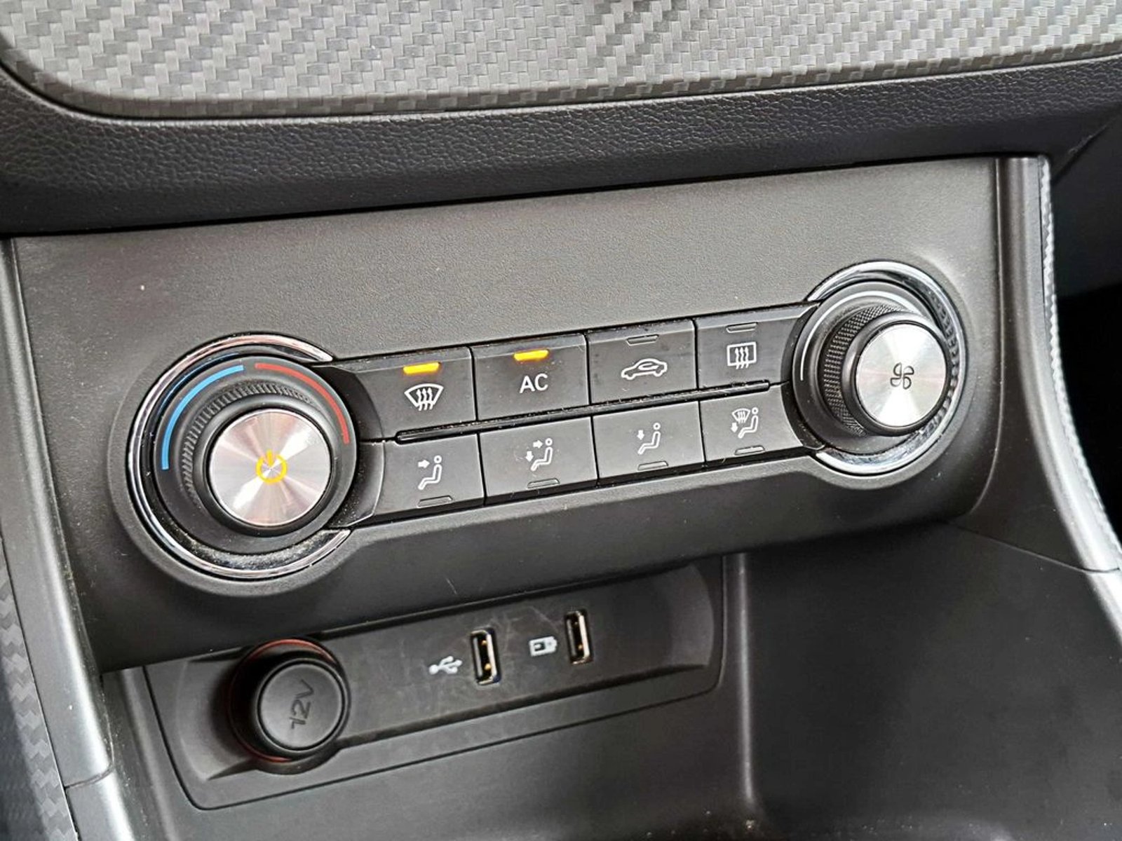MG ZS 1..5 COMFORT 4X2 AT 5P 2023 - Imagen 16 de 17