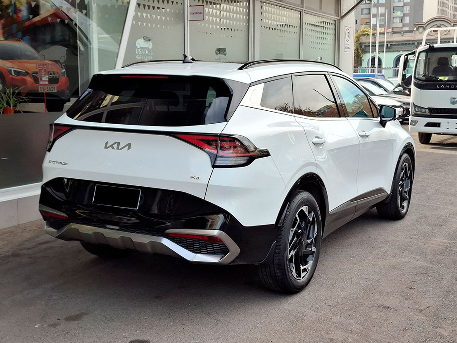 KIA SPORTAGE EX 2.0 DSL AT 2023 - Imagen 6 de 20