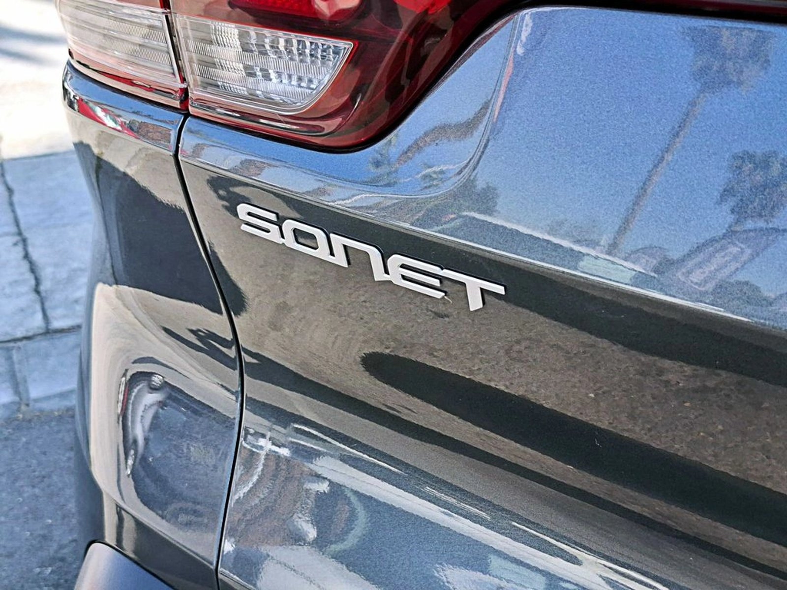 KIA SONET 1.5 EX 4X2 6MT PLUS 5P 2023 - Imagen 7 de 17
