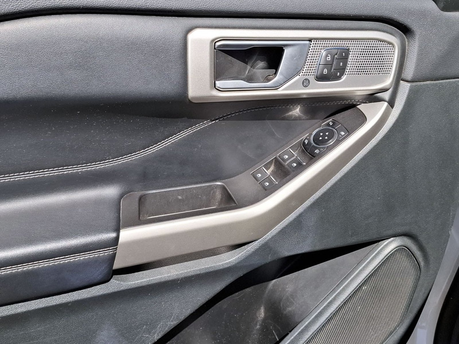 Ford EXPLORER 2.3 XLT LIMITED 4X2 2024 - Imagen 10 de 20
