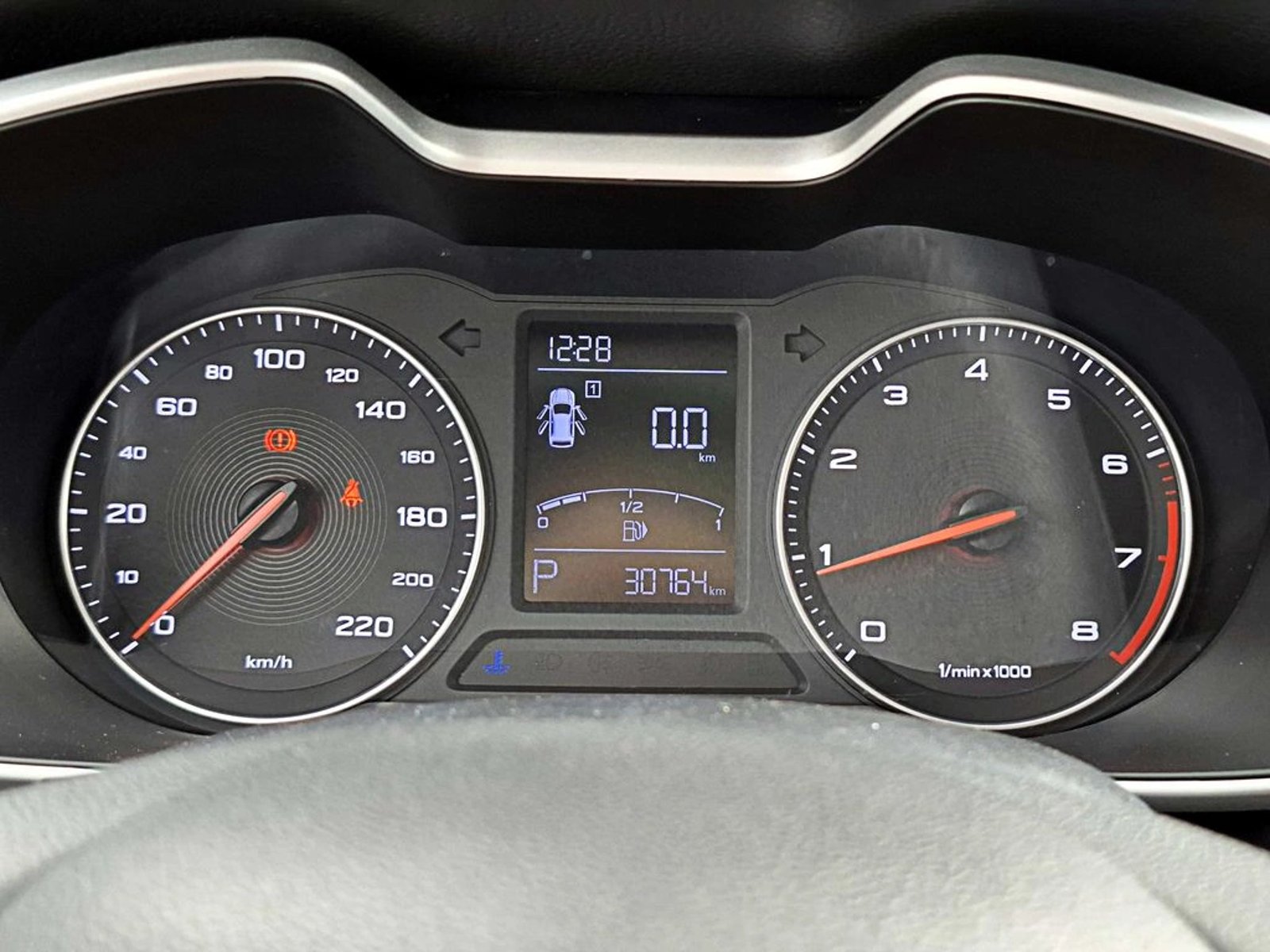 MG ZS 1..5 COMFORT 4X2 AT 5P 2023 - Imagen 13 de 17