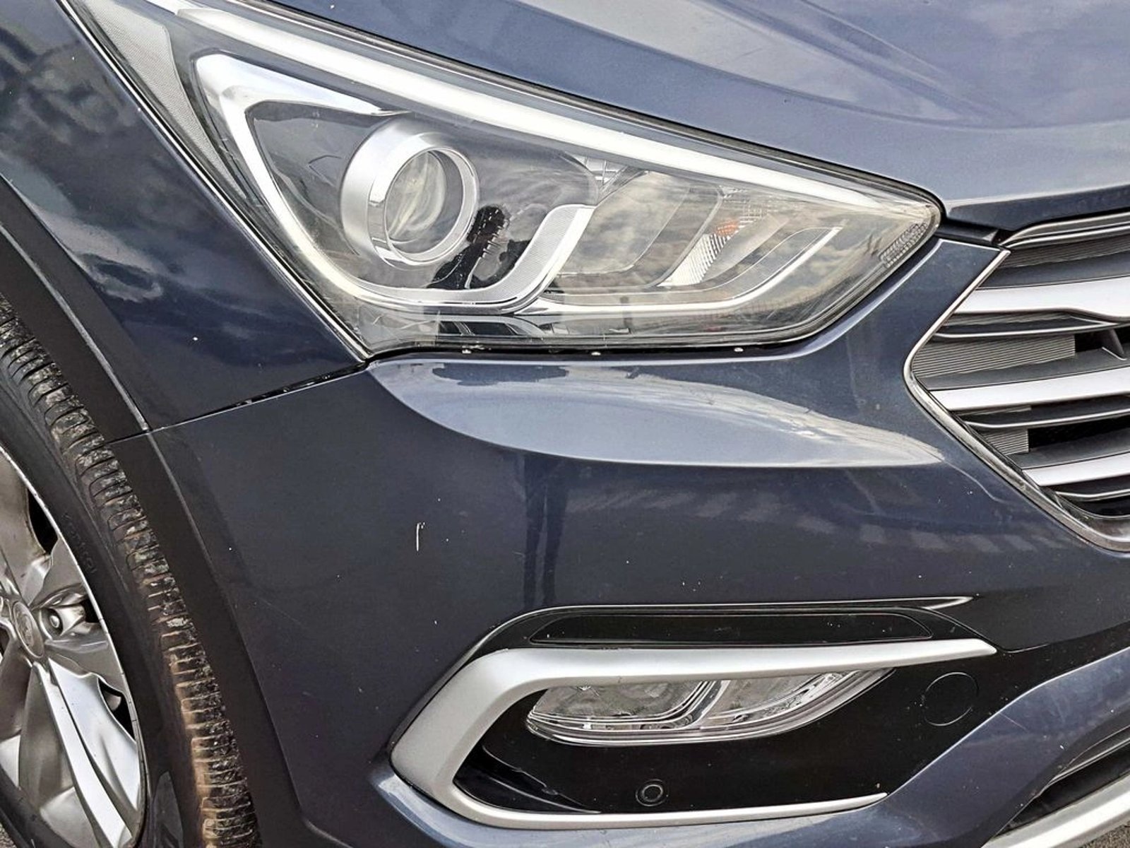 HYUNDAI SANTA FE 2.2 CRDI  GLS AT 4X4 2016 - Imagen 4 de 20