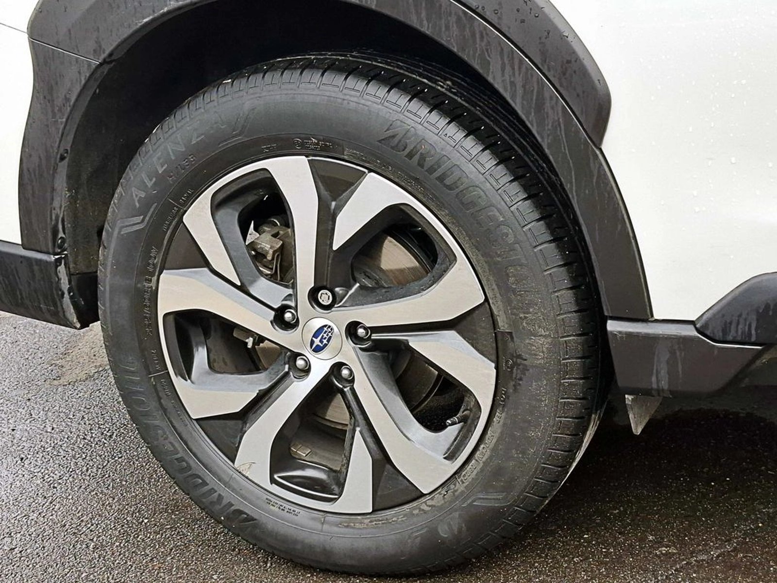 Subaru OUTBACK 2.5 AWD FIELD EDITION AT 4X4 2023 - Foto 4 de 19