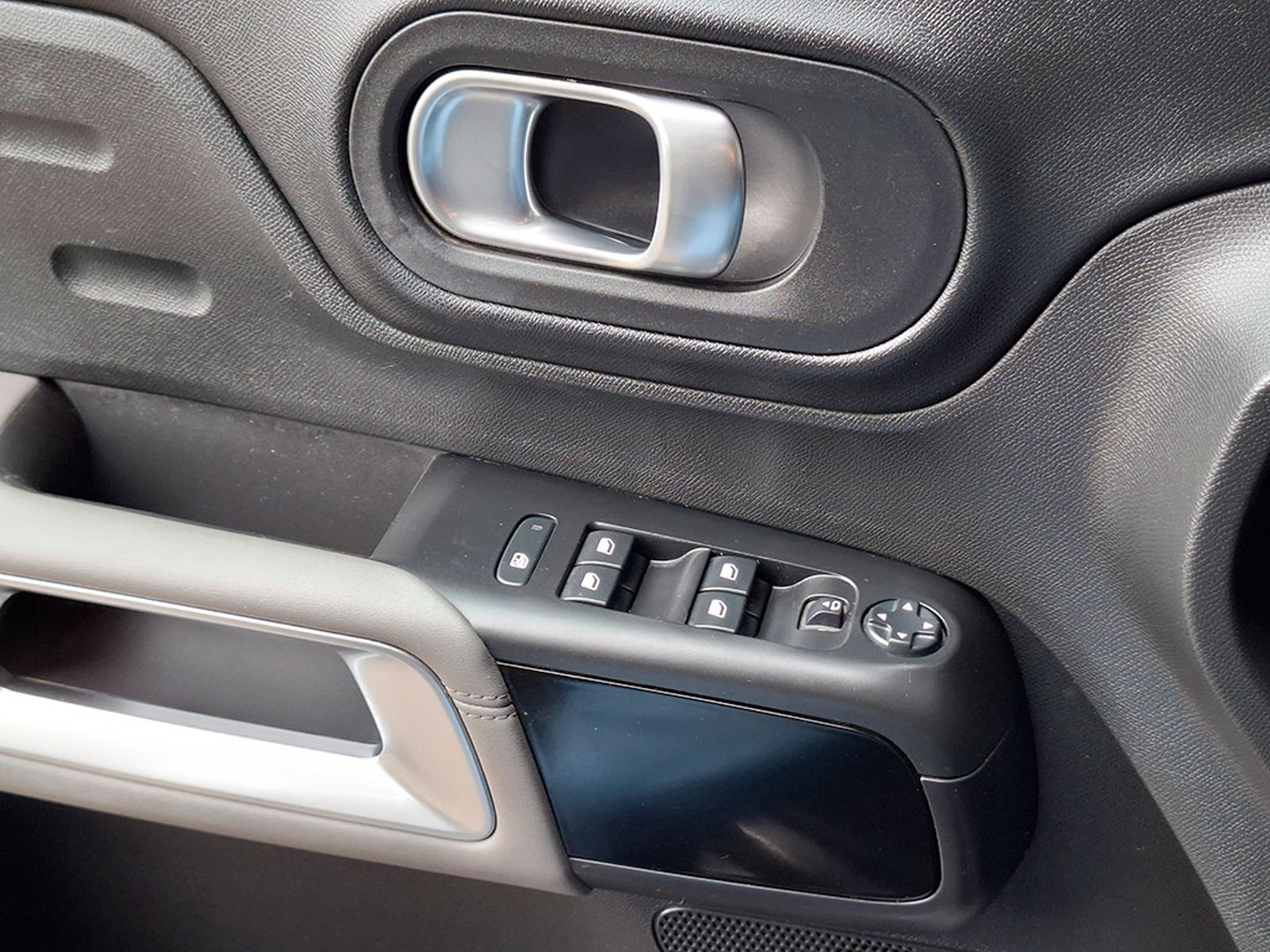 Citroën C5 AIRCROSS 2.0 DSL AUT 2021 - Imagen 19 de 20