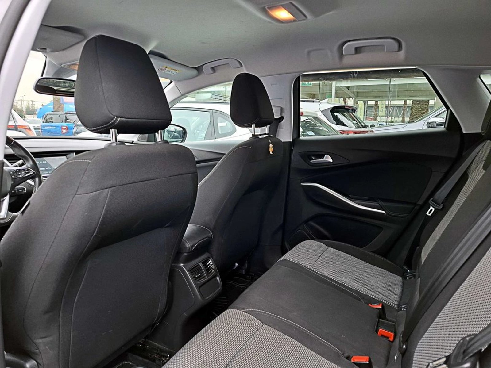 Opel GRANDLAND 1.2T GS LINE MECANICA 2022 - Imagen 12 de 19