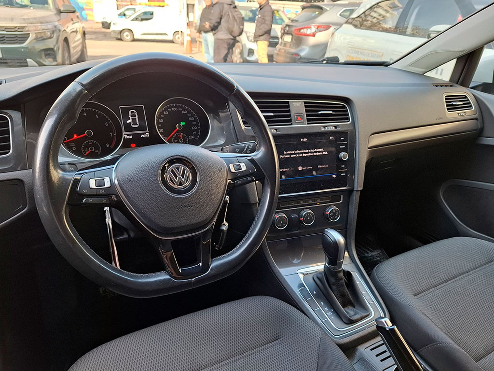 VOLKSWAGEN GOLF 1.6 AUT 2018 - Imagen 10 de 20