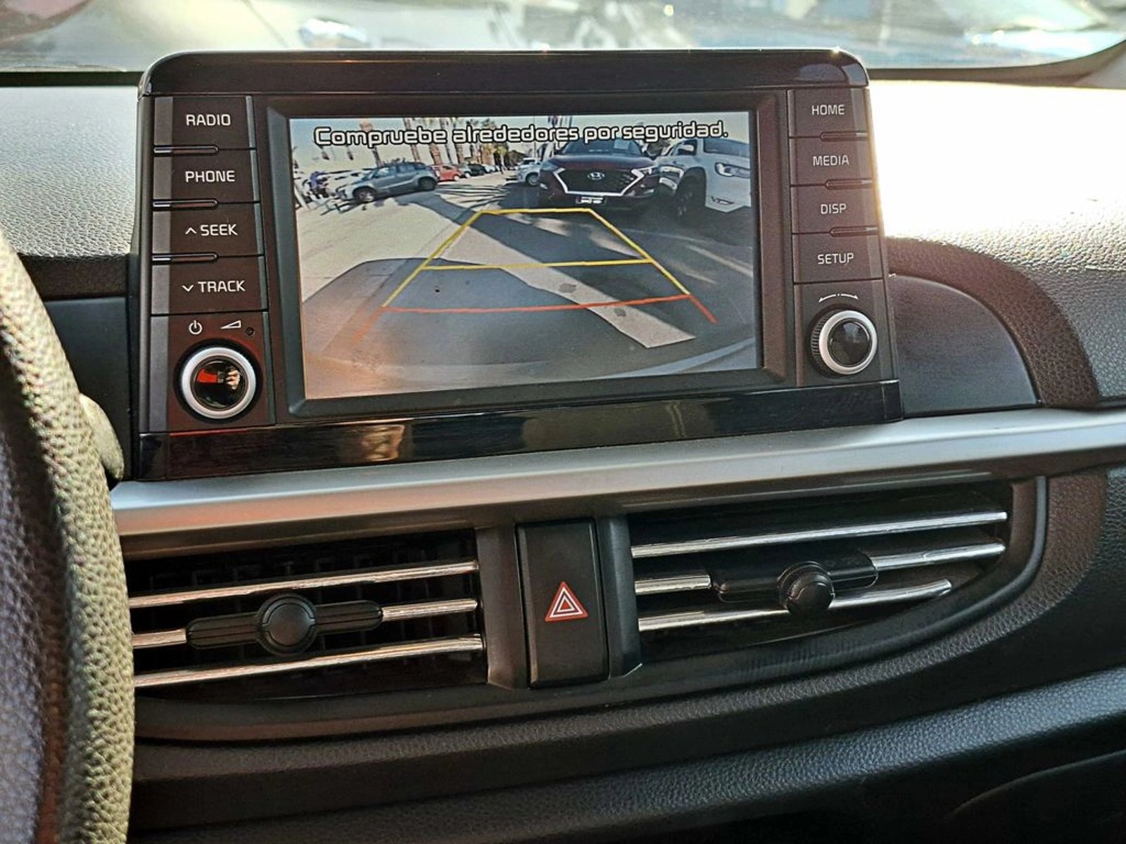 KIA MORNING 1.0 LX  SIN AIRE ACOND.HB 5MT 5P 2018 - Imagen 16 de 18
