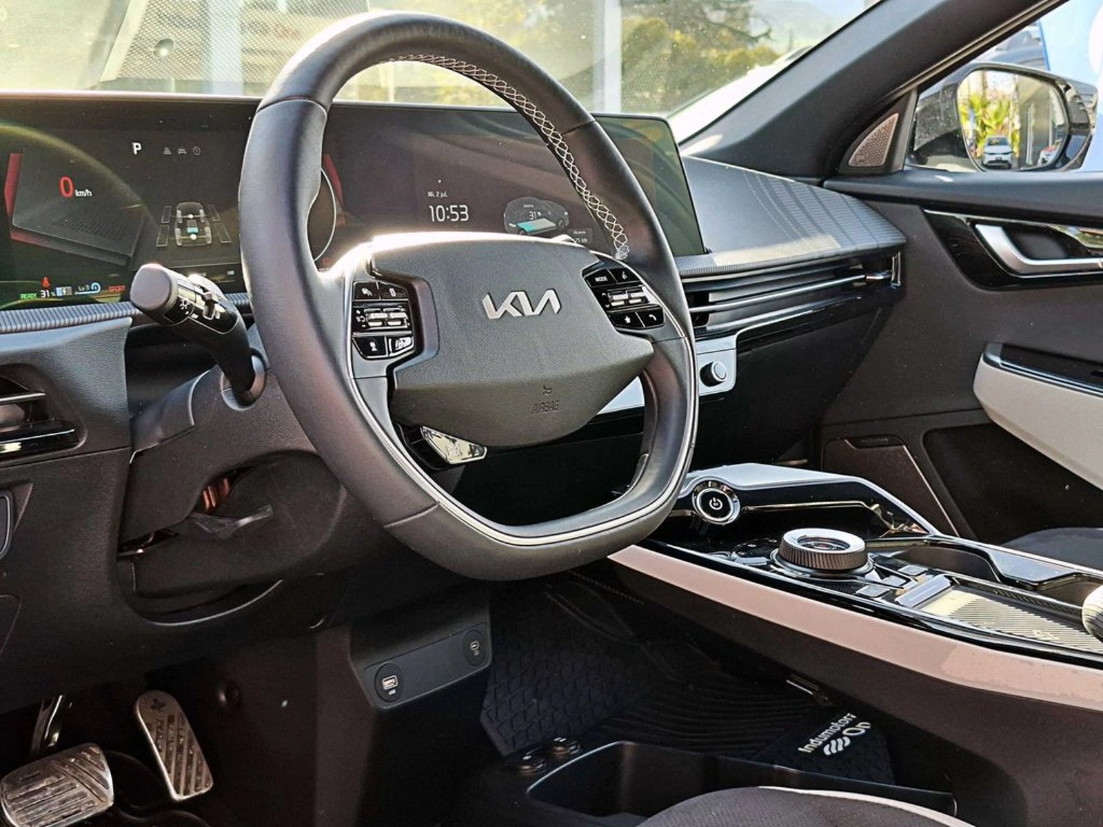 KIA EV6 GT LINE 4X4 AT 2024 - Imagen 8 de 17