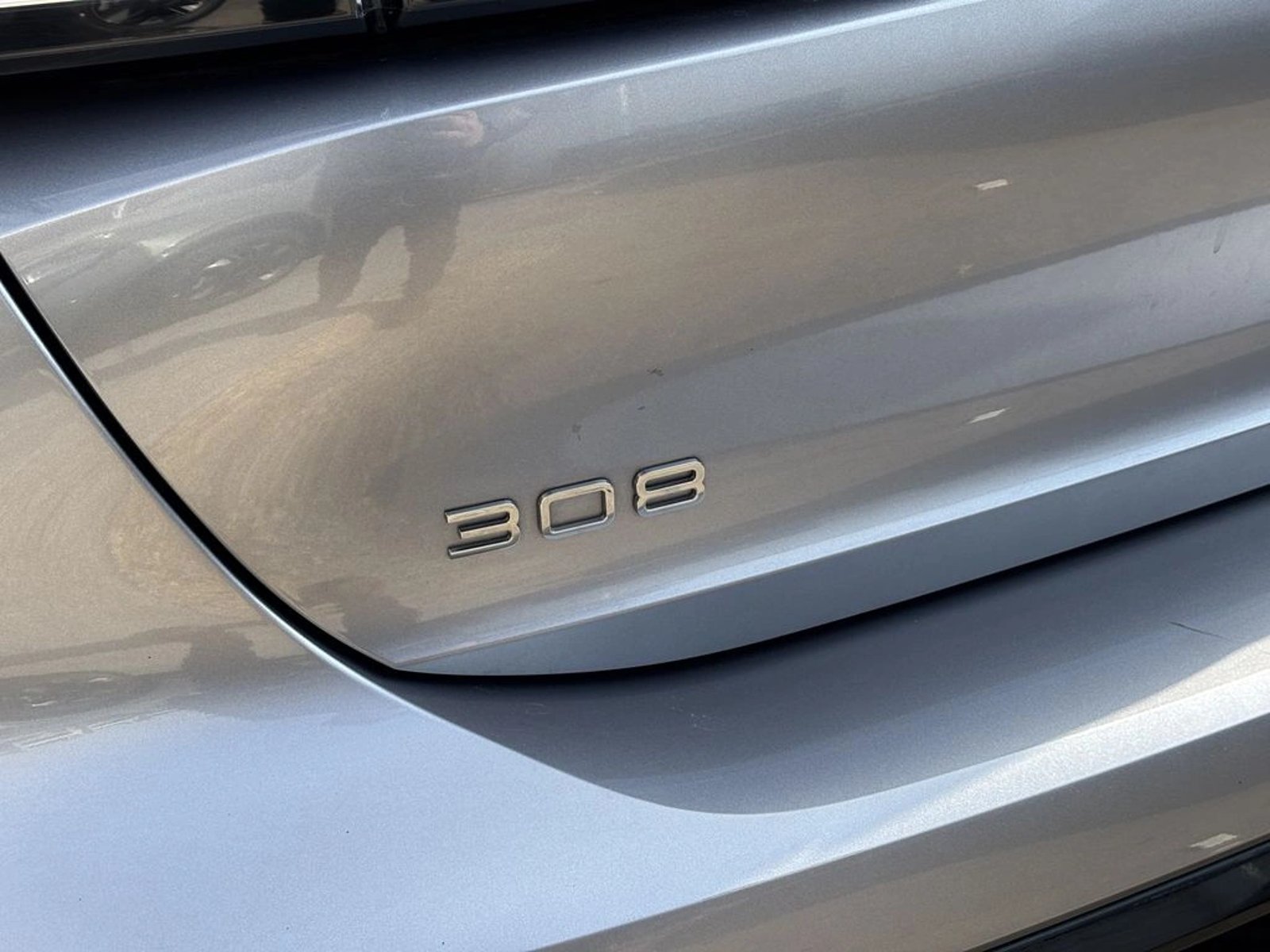 Peugeot 308 1.5 ALLURE PACK BLUEHDI DIESEL 130 4X2 EAT8 5P 2023 - Imagen 7 de 15