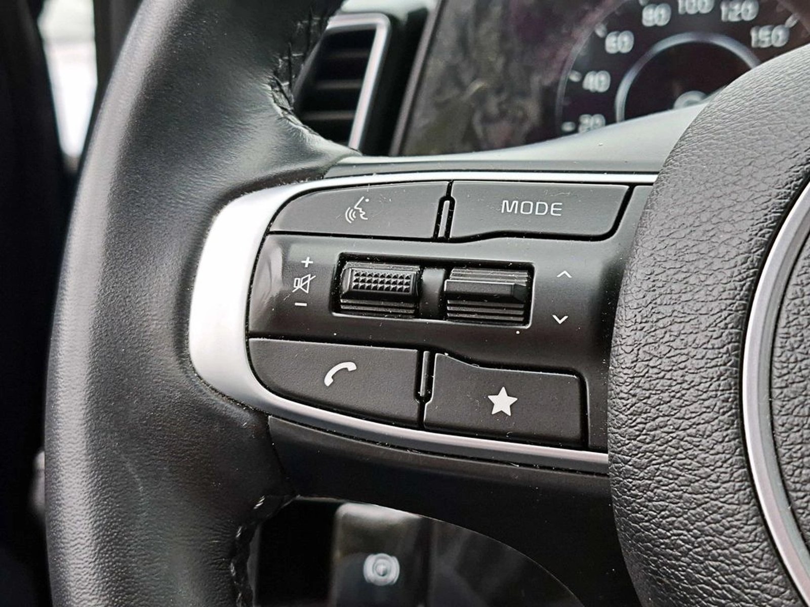 Kia SPORTAGE AT 2023 - Imagen 14 de 18