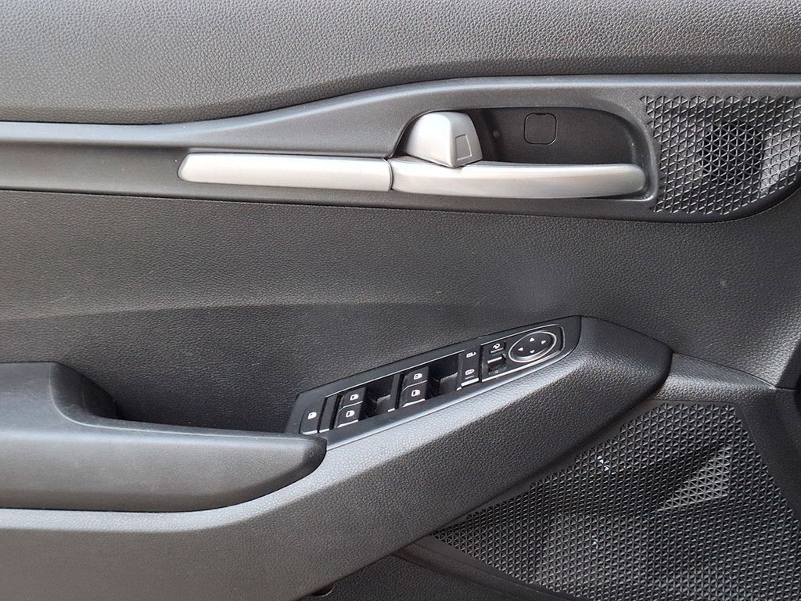 KIA SELTOS EX 1.6 AT 2023 - Imagen 19 de 20