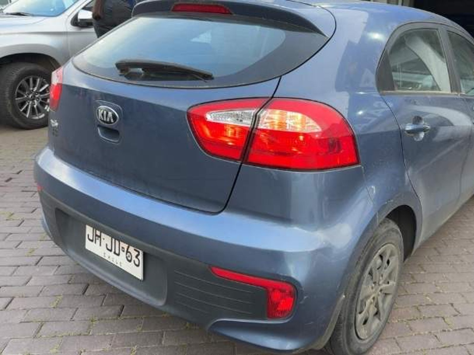 Kia Rio 5 1.2 Ex 4x2 Dab 5mt 5p 2017 - Foto 4 de 5