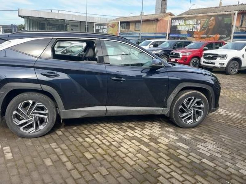 Hyundai Tucson 2.0 Nx4 Blackline Fl 2wd At 5p 2025 - Imagen 3 de 5