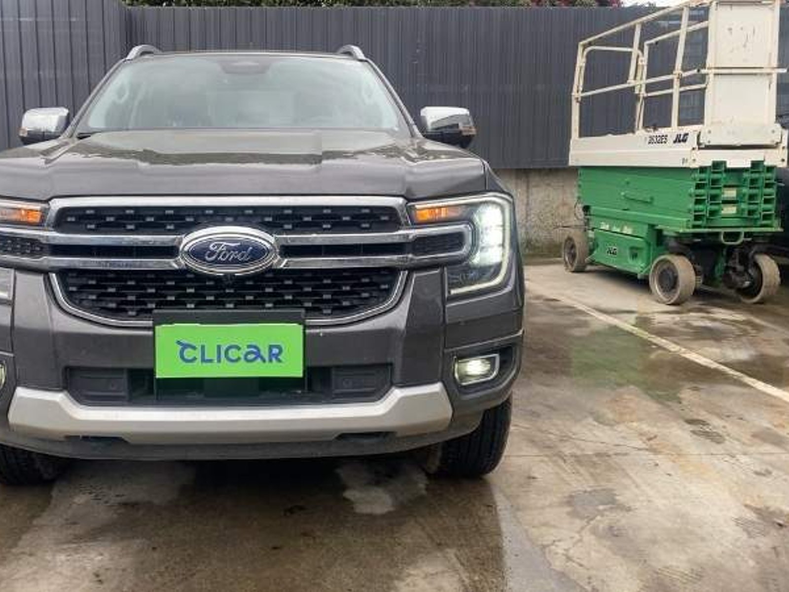 Ford Ranger 3.0 Ltd Diesel 4x4 Dob. Cab. At 4p 2025 - Foto 2 de 5