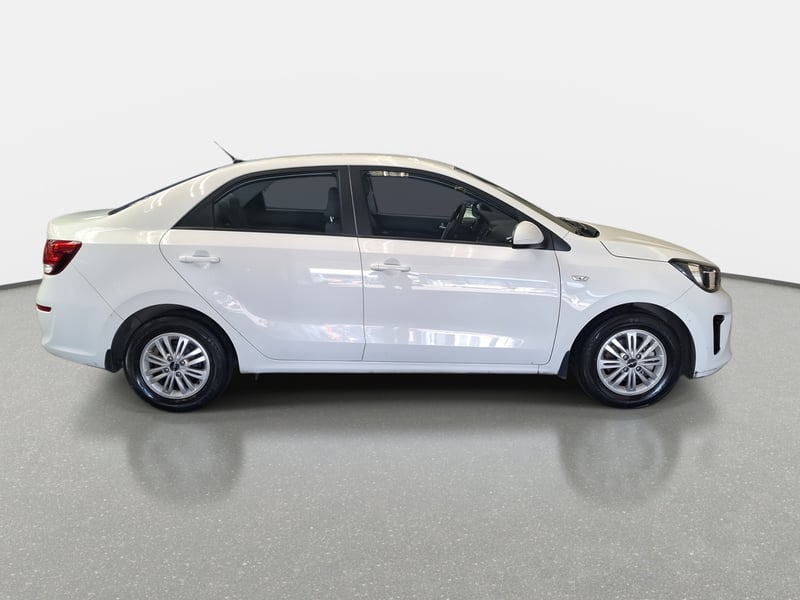 Kia Soluto 1.4 Ex Full 4x2 Mt 4p 2024 - Imagen 8 de 8