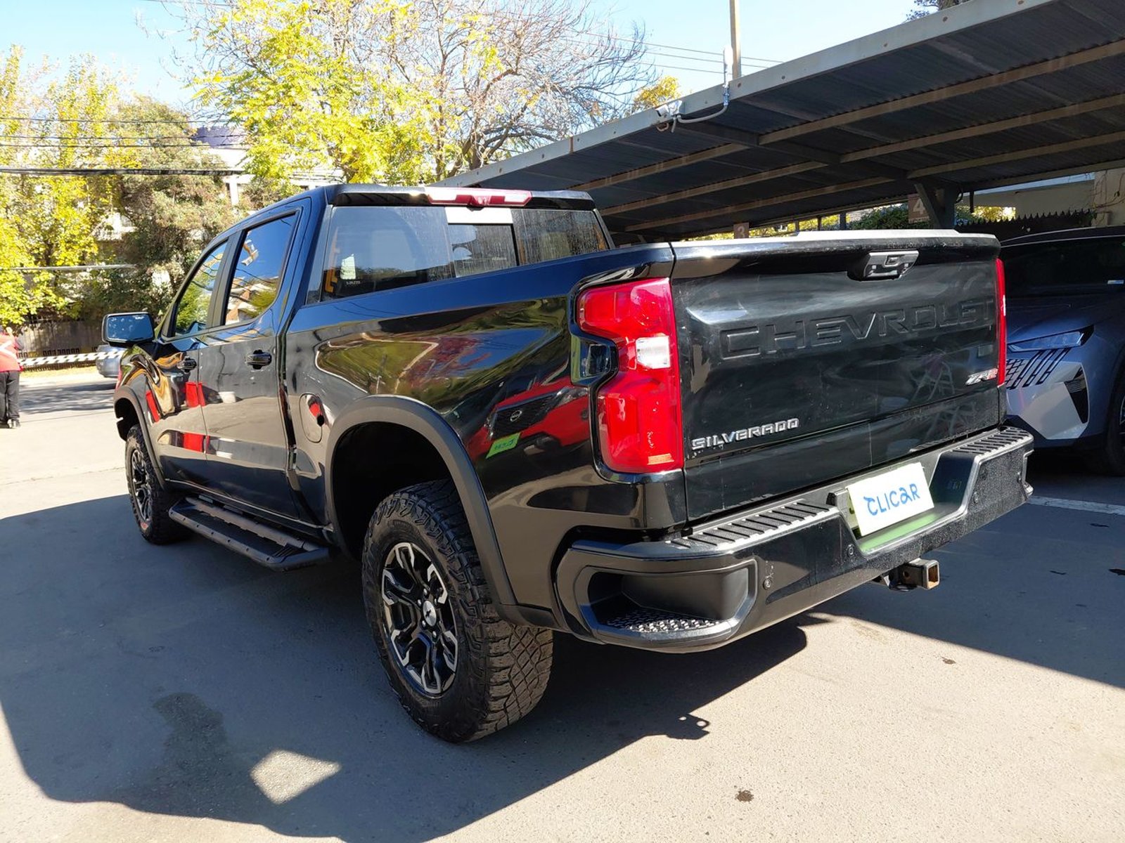 Chevrolet Silverado 6.2 Zr2 4x4 At 4p 2023 - Foto 5 de 8
