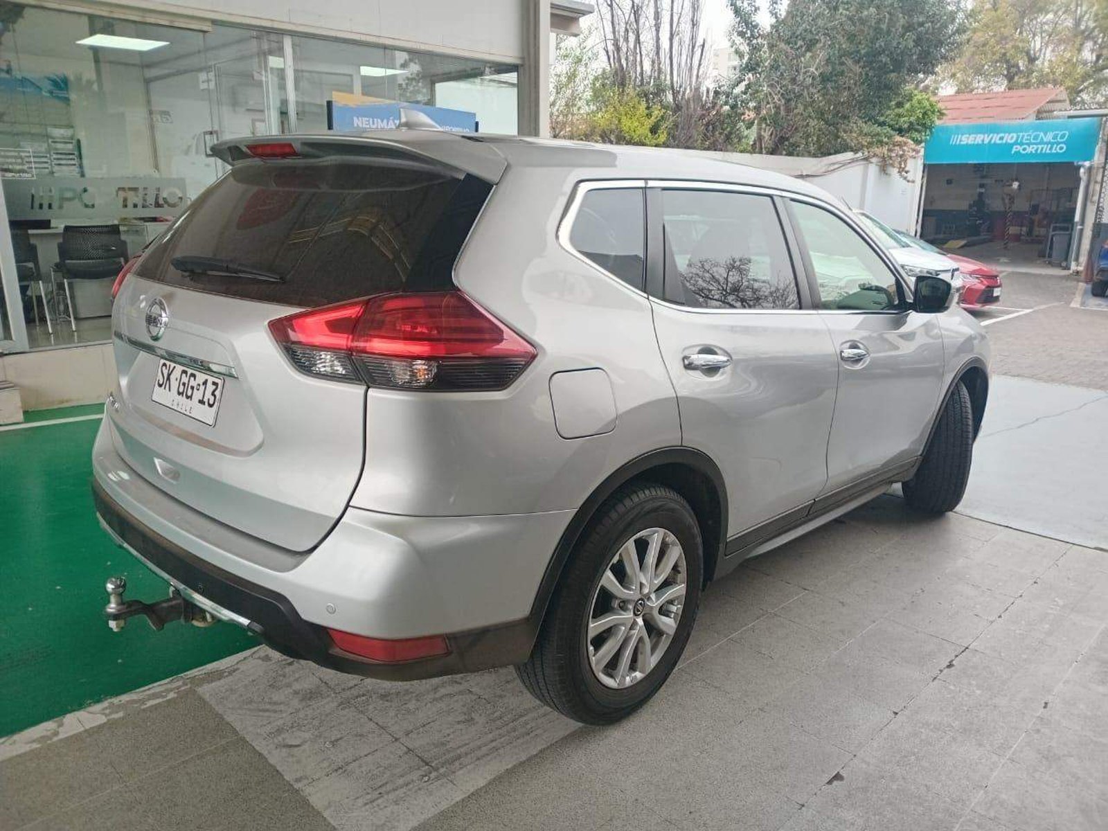 Nissan X-trail 2.5 Sense 4x2 2row Cvt At 5p 2023 - Foto 4 de 5