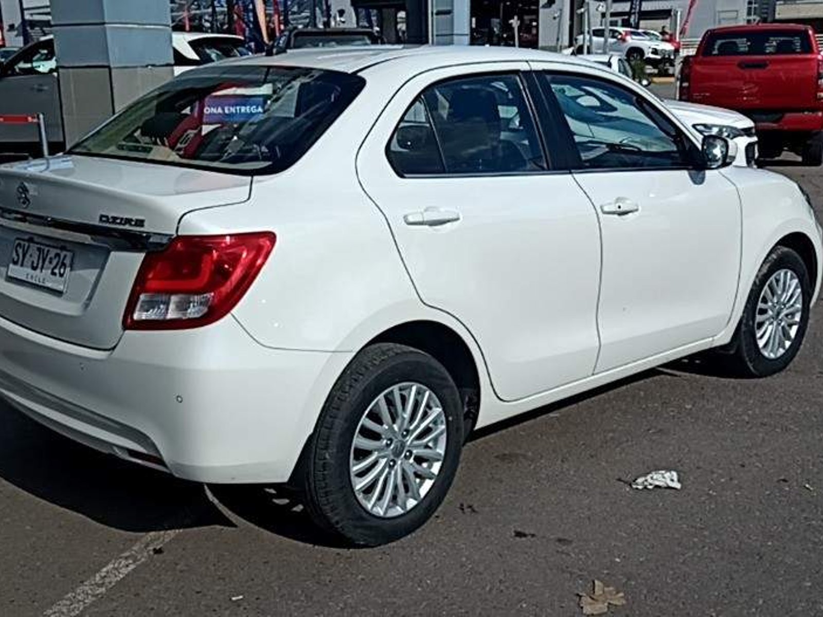 Suzuki Dzire 1.2 Glx 4x2 Mt 4p 2023 - Foto 3 de 4