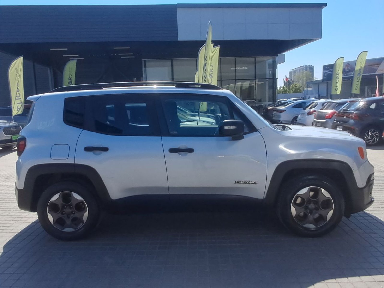 Jeep Renegade 1.8 Sport Lx 4x2 Mt 5p 2017 - Imagen 8 de 8