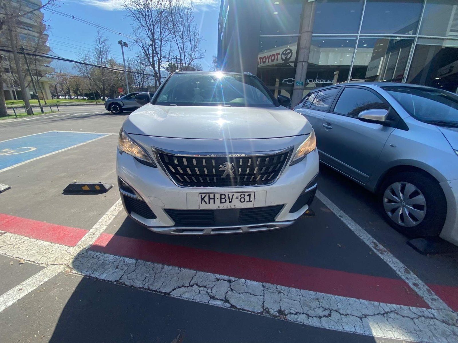 Peugeot 3008 1.6 Allure Blue-hdi Diesel 4x2 120hp Eat6 5p 2018 - Foto 2 de 5