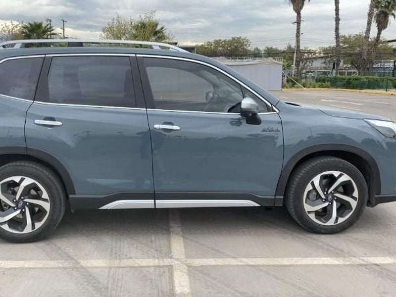 Subaru Forester 2.5i Limited Eyesight Gardx Awd At 5p 2025 - Imagen 3 de 5