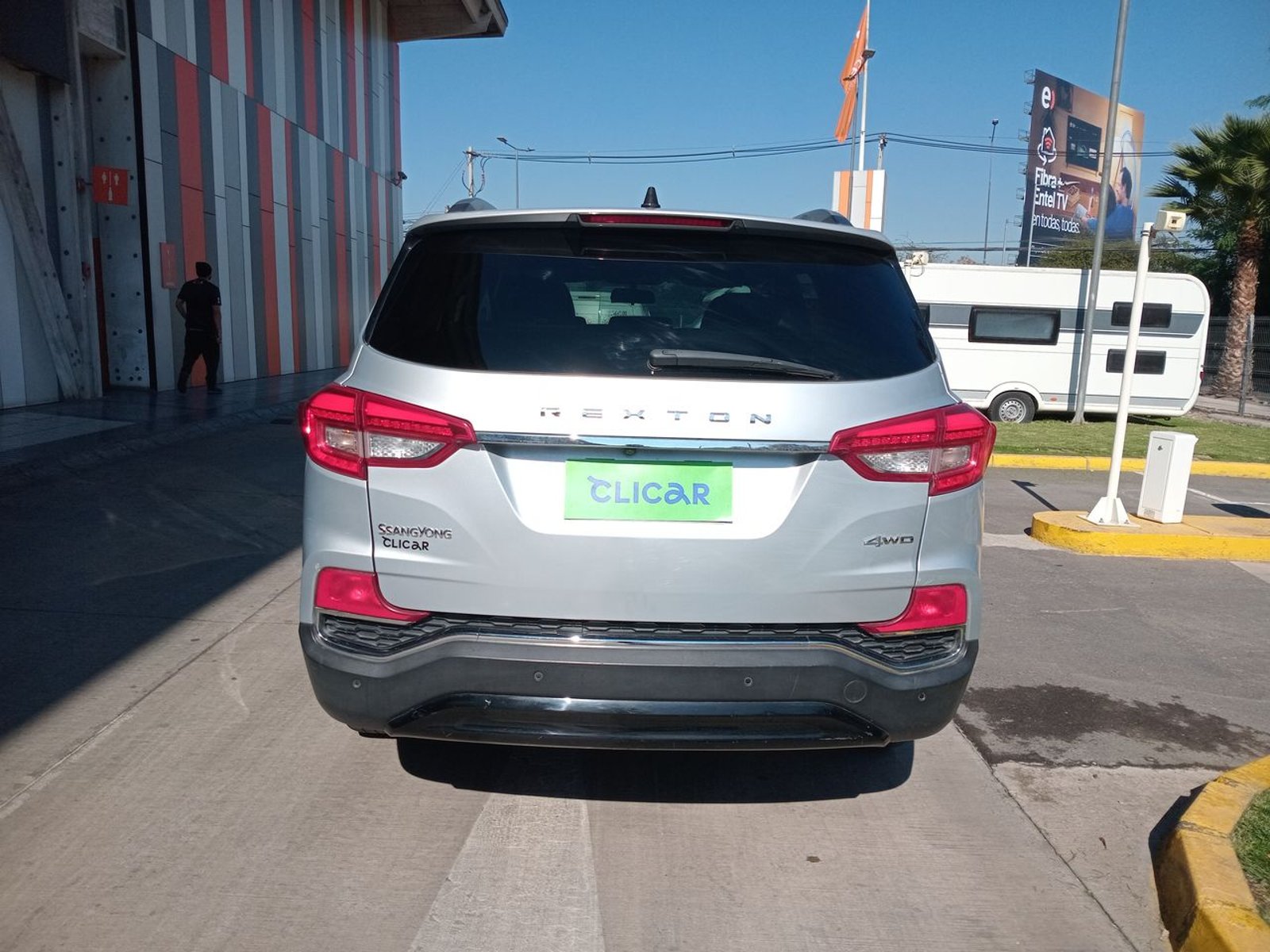 Ssangyong Rexton 2.2 Yrx212 Diesel Fl 4x4 At 5p 2020 - Imagen 6 de 8