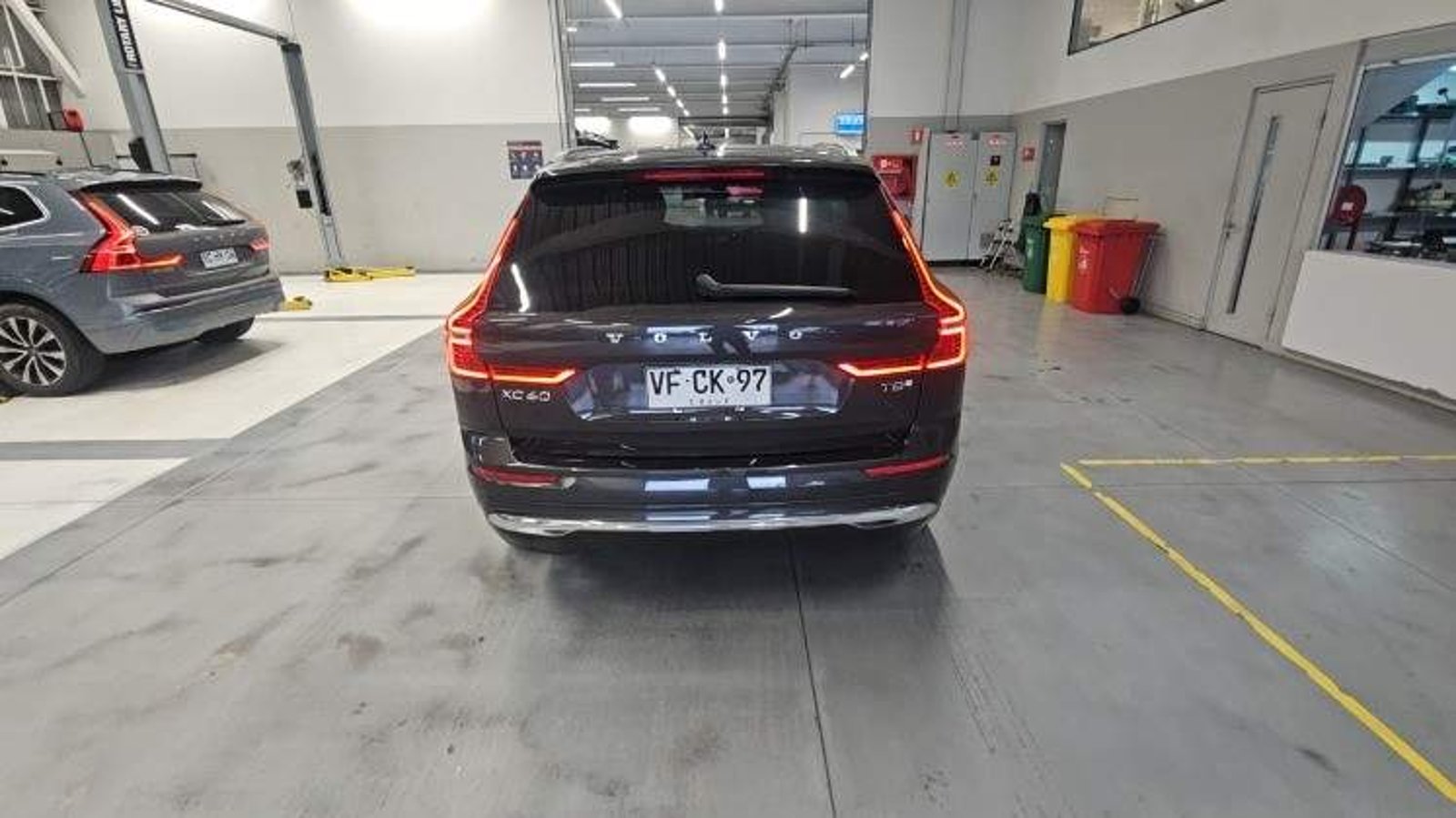 Volvo Xc60 2.0 T8 Recharge Plus Hybrid Awd At 5p 2025 - Imagen 5 de 5