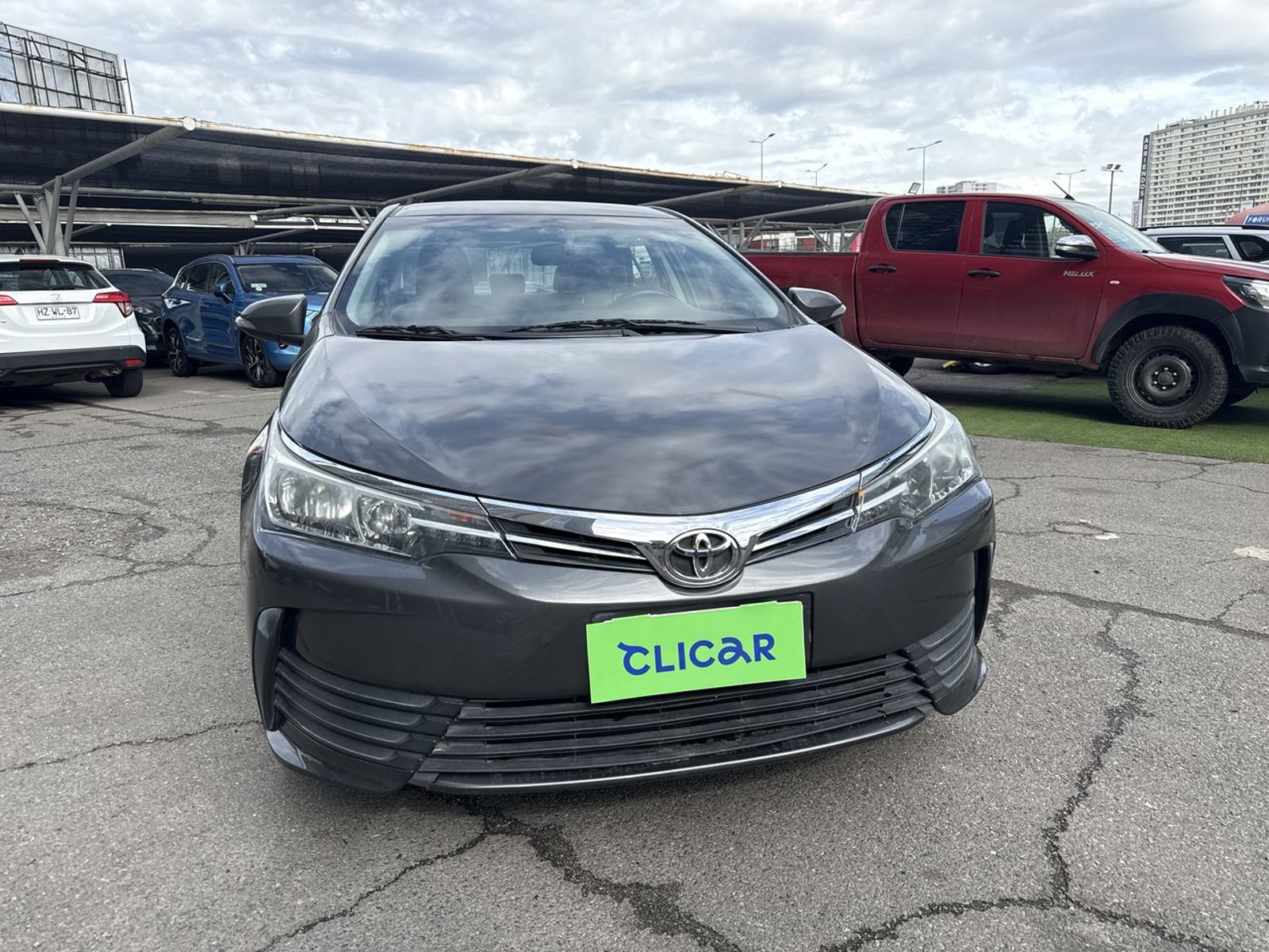 Toyota Corolla 1.8 Xli 4x2 Mt 4p 2018 - Foto 2 de 8