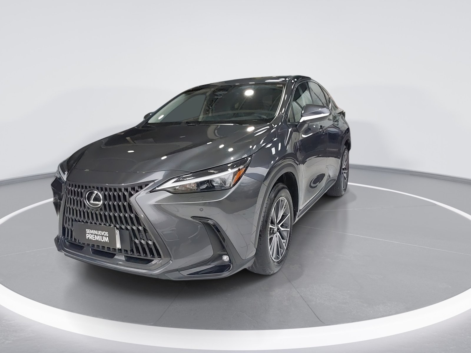 Lexus Nx450 2.5 Premium Phev Hybrid Awd At 5p 2025 - Foto 3 de 8