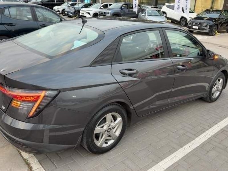 Hyundai Accent 1.5 Plus 4x2 Mt 4p 2024 - Imagen 4 de 5