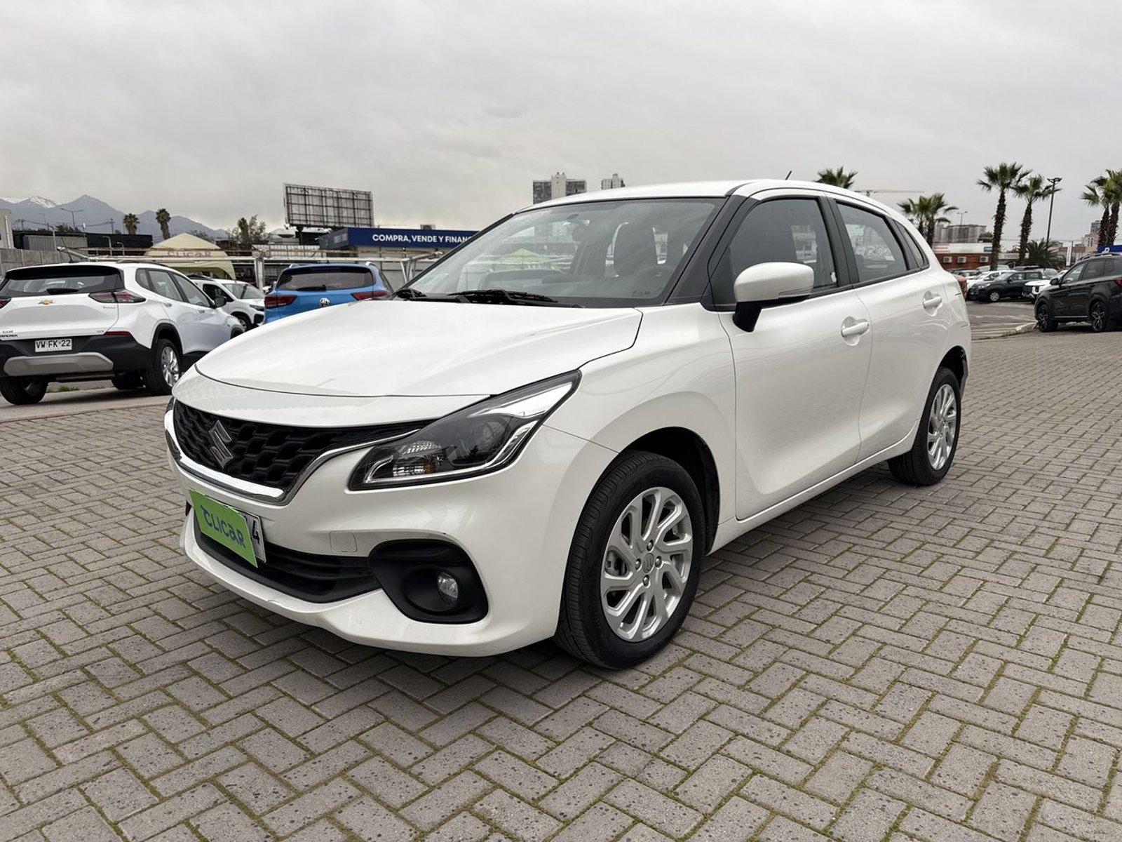 Suzuki Baleno 1.5 Gls 4x2 At 5p 2024 - Foto 3 de 8