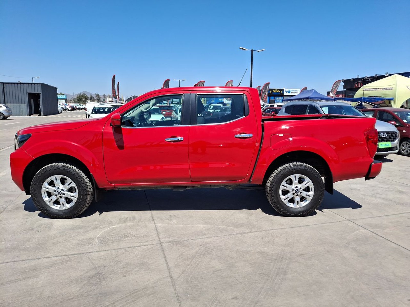Nissan Navara 2.3d Xe Diesel 4x2 Dob.cab. Mt 4p 2024 - Foto 4 de 8