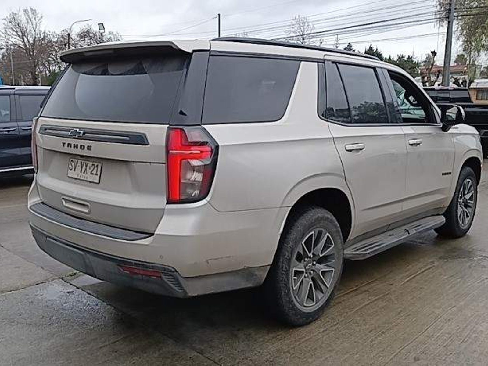 Chevrolet Tahoe 5.3 Z71 4x4 At 5p 2023 - Foto 4 de 5