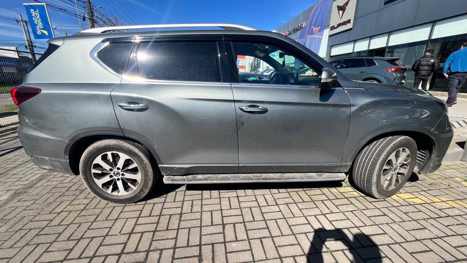SsangYong Rexton 2.2t Limited Diesel 4x4 9ab 8at 5p 2024 - Imagen 3 de 5